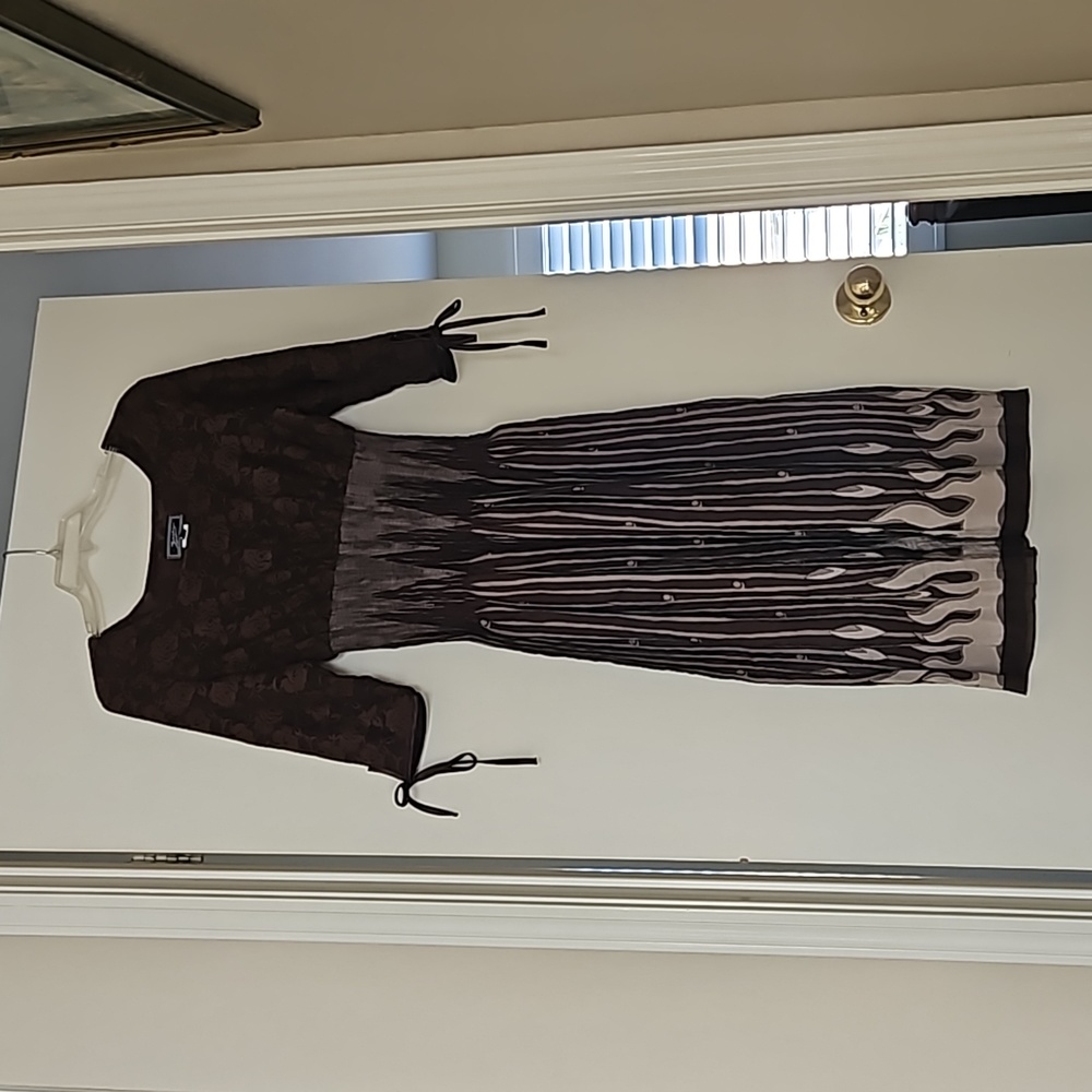 Square neck midi dress